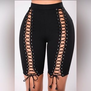 *NWT* Fashion Nova Hillcrest Biker Shorts